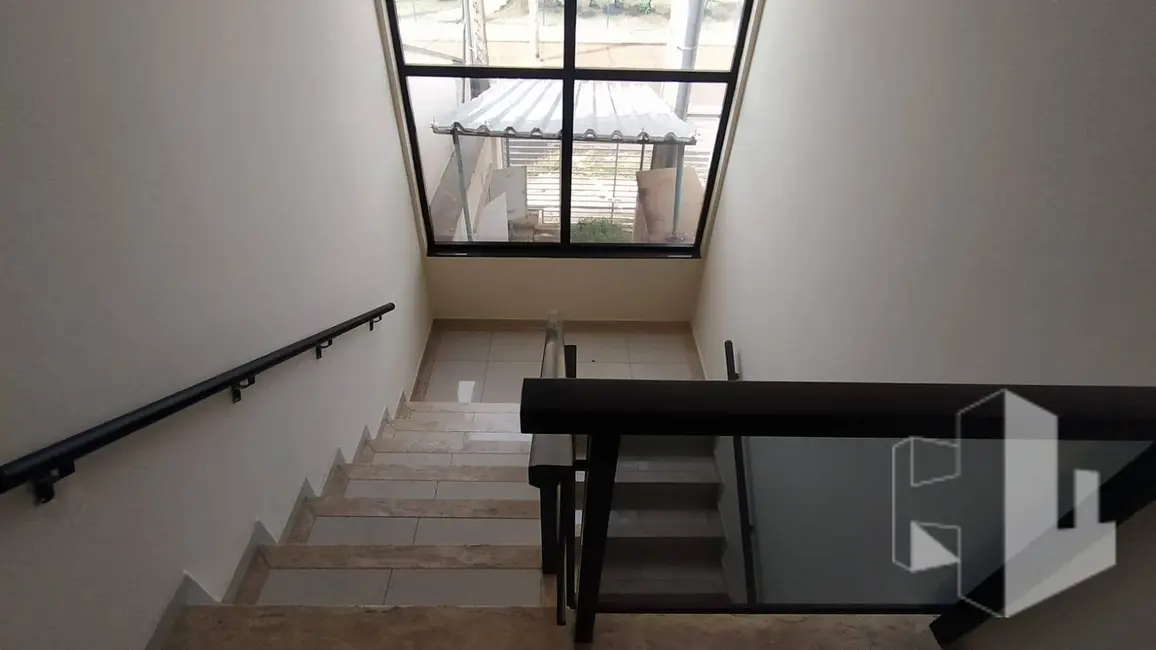 Foto 4 de Armazém / Galpão à venda, 850m2 em Jardim Orlando Chesini Ometto II, Jau - SP