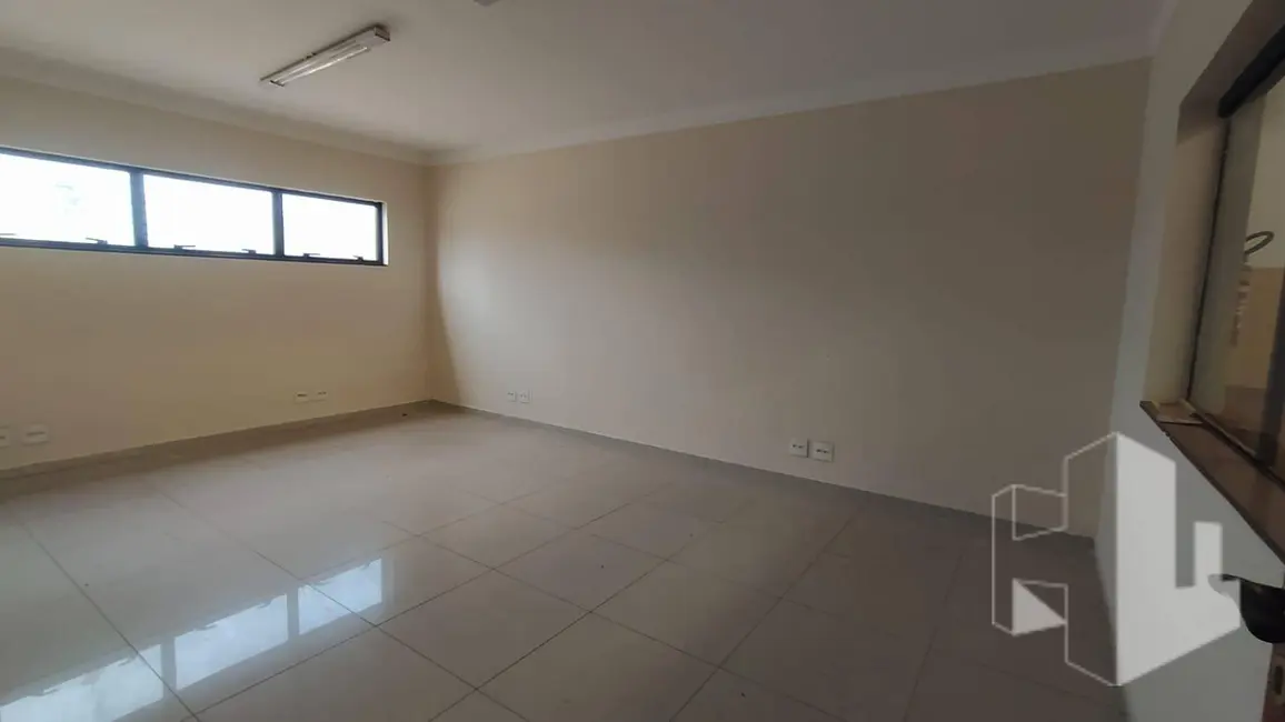 Foto 7 de Armazém / Galpão à venda, 850m2 em Jardim Orlando Chesini Ometto II, Jau - SP