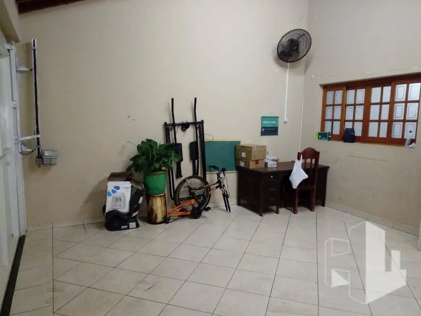 Foto 9 de Casa com 2 quartos à venda, 175m2 em Jardim Cila de Lúcio Bauab, Jau - SP