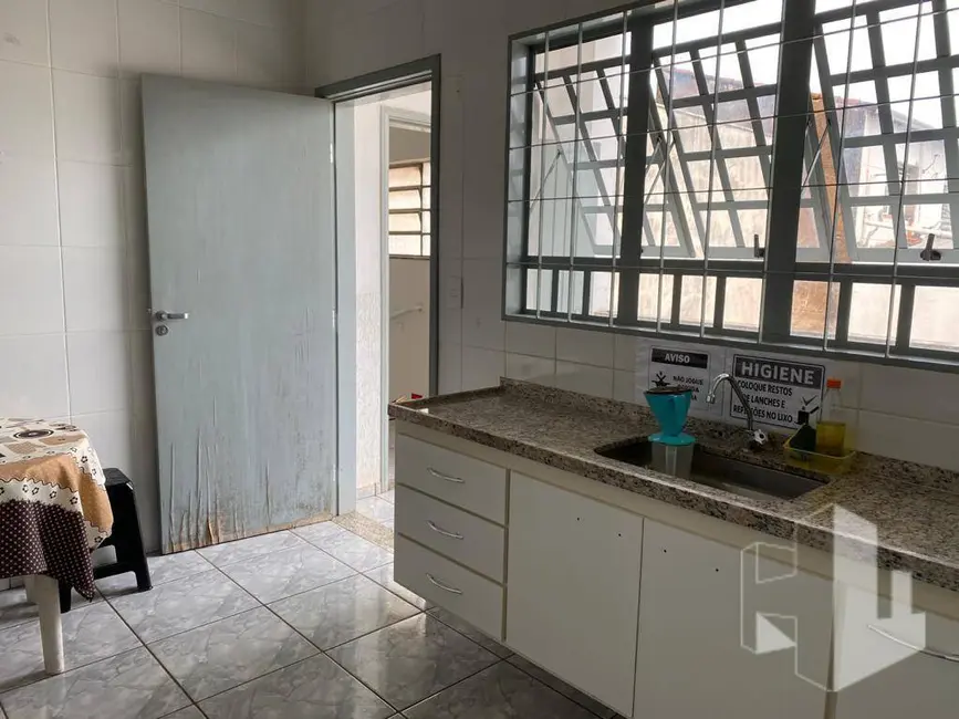 Sala Comercial para alugar, 180m2 em Centro, Jau - SP - imagem 7 Foto 7 de Sala Comercial para alugar, 180m2 em Centro, Jau - SP