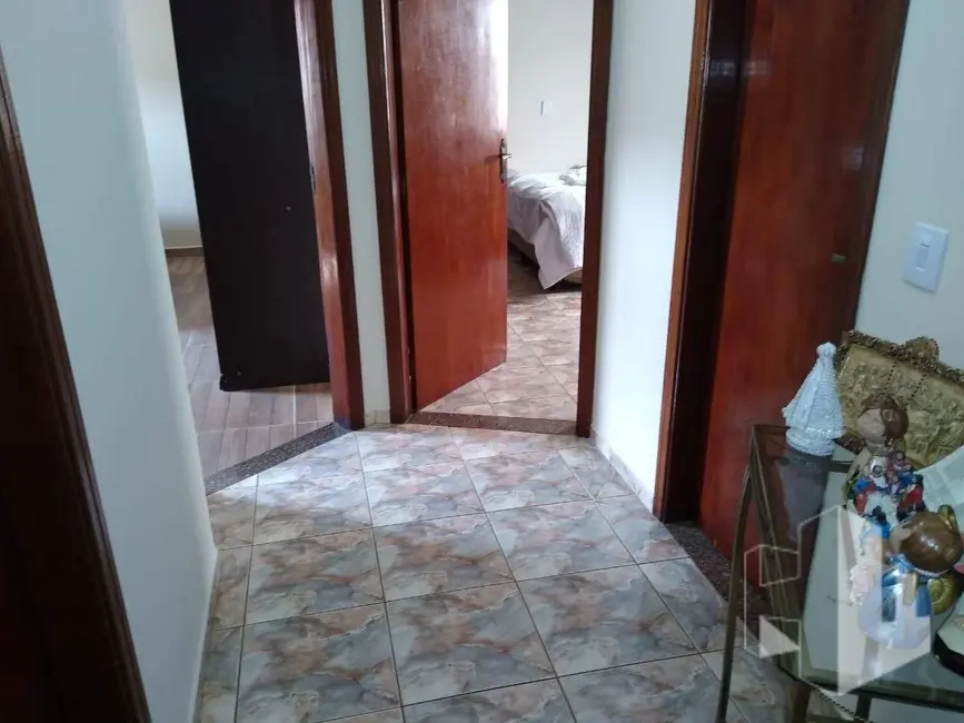 Foto 6 de Casa com 3 quartos à venda, 330m2 em Jardim Maria Luiza II, Jau - SP