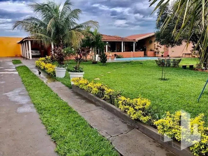 Foto 2 de Chácara com 3 quartos à venda, 1100m2 em Jardim Padre Augusto Sani, Jau - SP