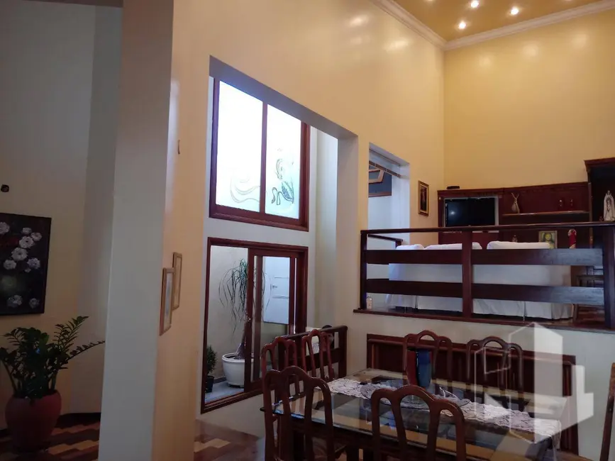 Foto 5 de Casa com 3 quartos à venda, 424m2 em Chácara Peccioli, Jau - SP