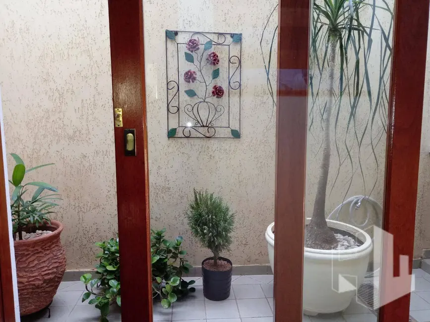 Foto 8 de Casa com 3 quartos à venda, 424m2 em Chácara Peccioli, Jau - SP