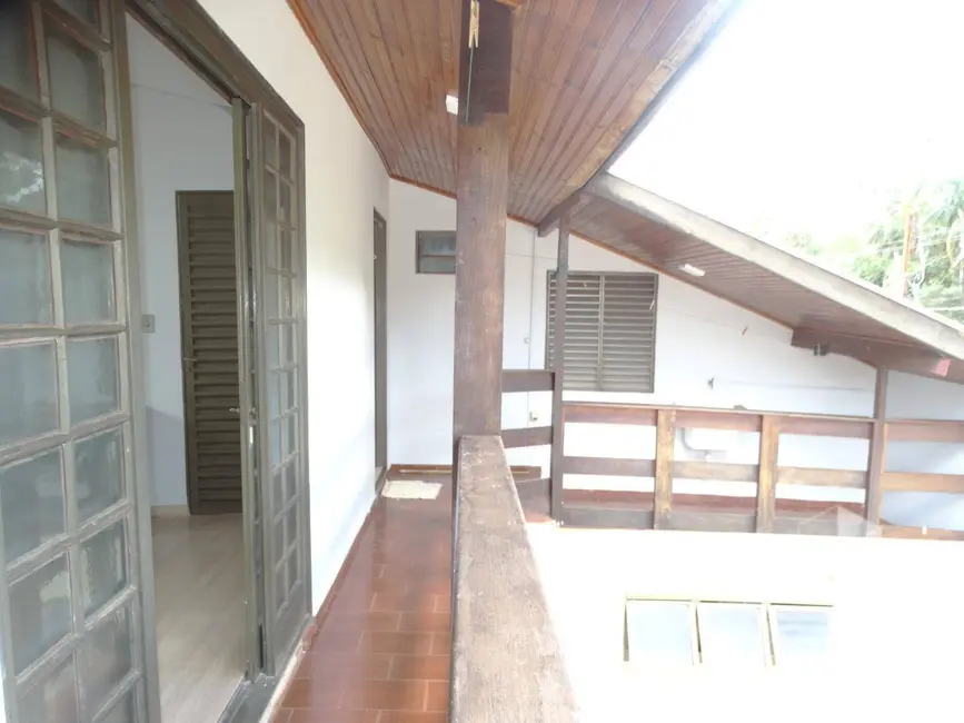 Kitnet com 2 quartos para alugar, 80m2 em Jardim das Paineiras, Jau - SP - imagem 2 Foto 2 de Kitnet com 2 quartos para alugar, 80m2 em Jardim das Paineiras, Jau - SP