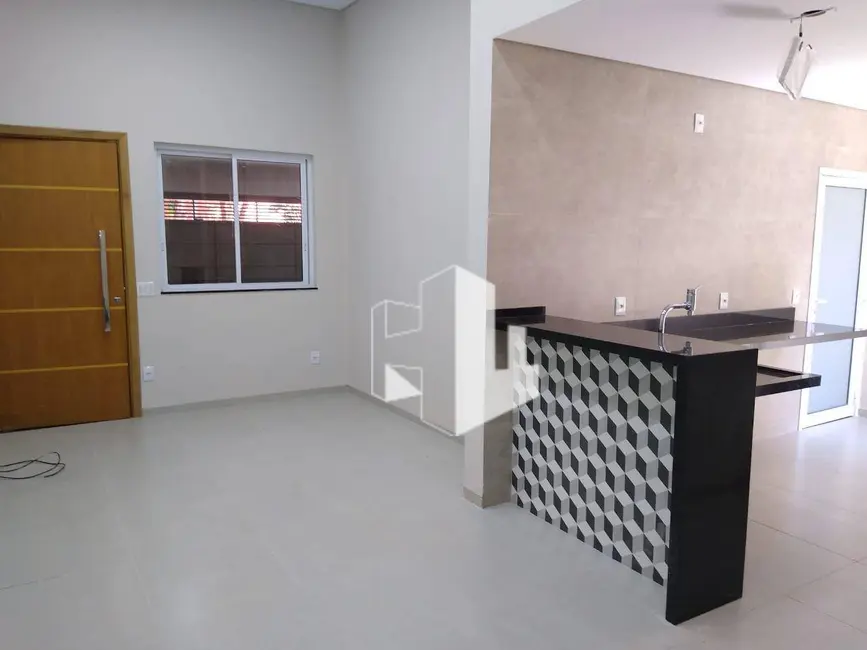 Foto 2 de Casa com 2 quartos à venda, 175m2 em Jardim Olímpia, Jau - SP