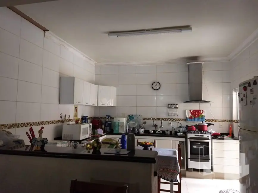 Foto 5 de Casa com 2 quartos à venda, 280m2 em Jardim Parati, Jau - SP