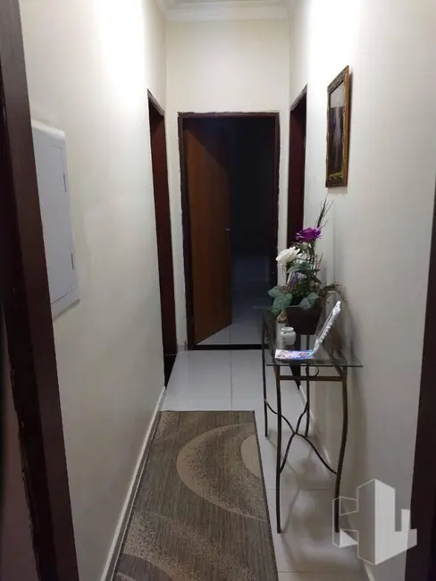 Foto 7 de Casa com 2 quartos à venda, 280m2 em Jardim Parati, Jau - SP