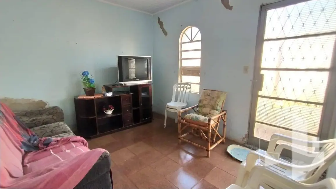 Foto 5 de Chácara com 2 quartos à venda, 2000m2 em Vila Ribeiro, Jau - SP