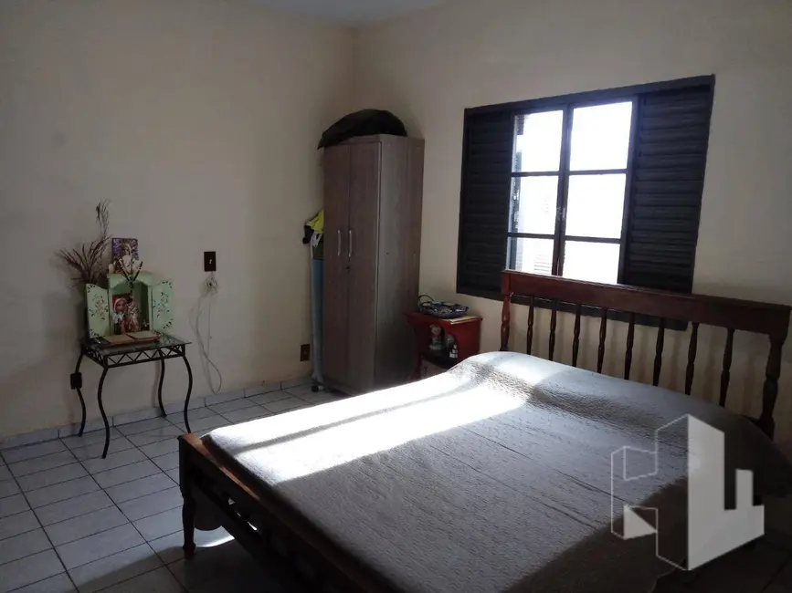 Casa com 2 quartos à venda, 150m2 em Jardim Santa Rosa, Jau - SP - imagem 6 Foto 6 de Casa com 2 quartos à venda, 150m2 em Jardim Santa Rosa, Jau - SP