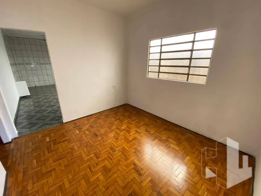 Foto 1 de Casa com 3 quartos para alugar, 100m2 em Vila Santa Maria, Jau, SP