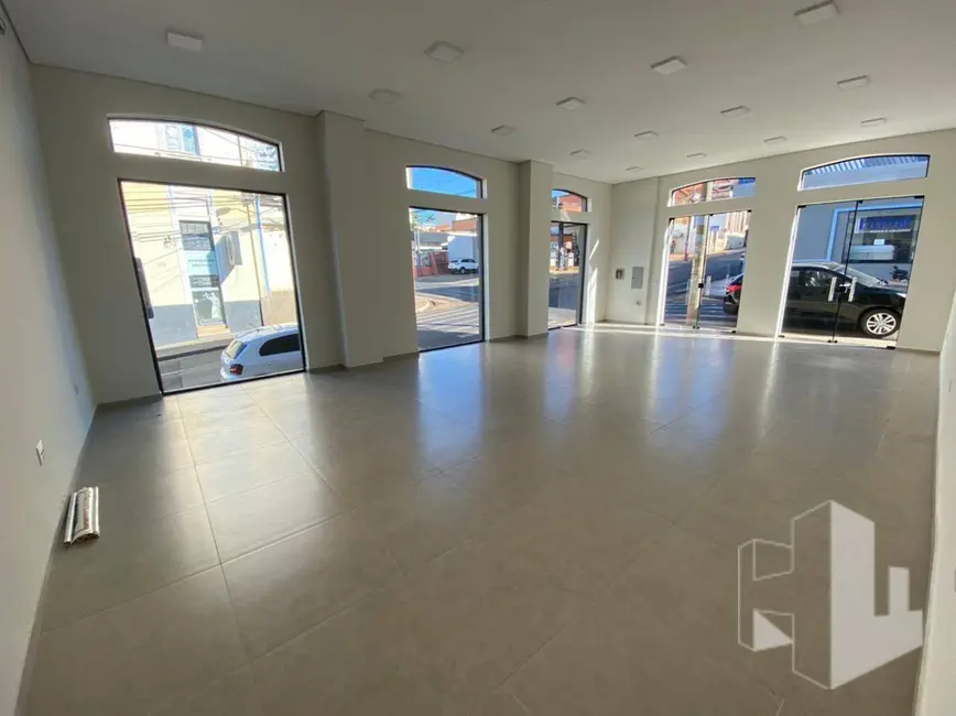 Foto 3 de Sala Comercial para alugar, 200m2 em Centro, Jau - SP