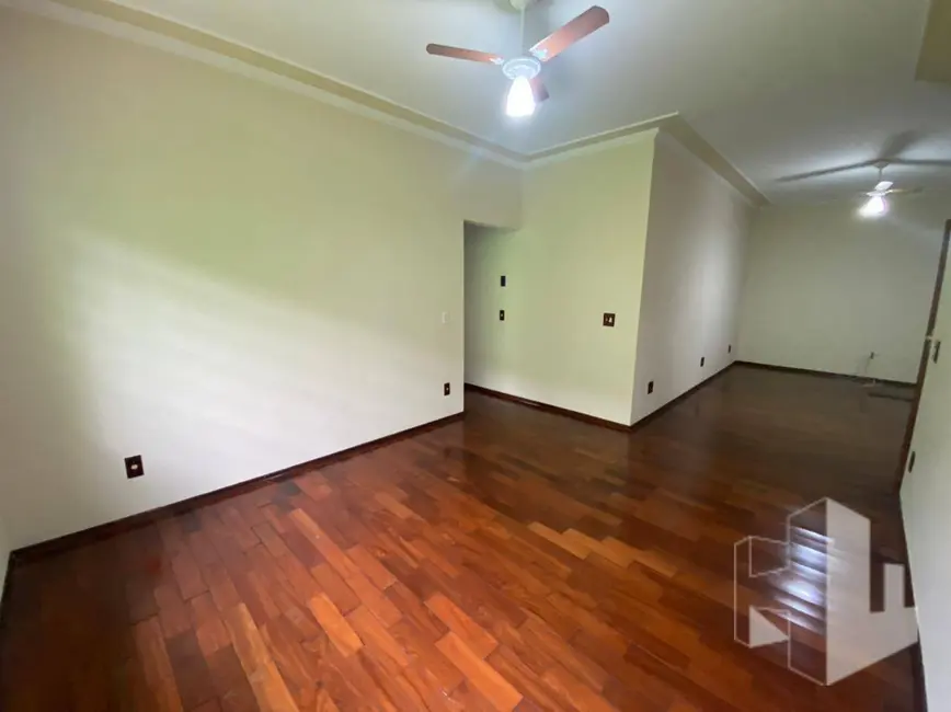 Foto 8 de Casa com 3 quartos à venda, 250m2 em Jardim Maria Cibele, Jau - SP