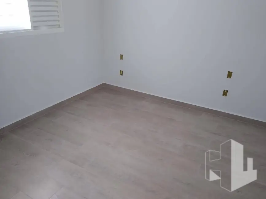 Casa com 3 quartos à venda, 190m2 em Jau - SP - imagem 7 Foto 7 de Casa com 3 quartos à venda, 190m2 em Jau - SP