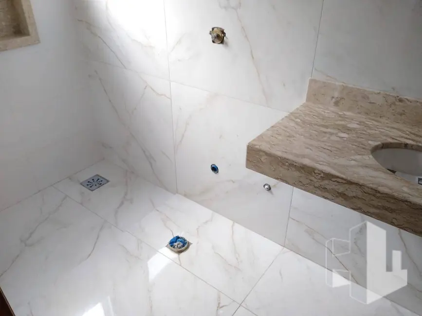 Casa com 3 quartos à venda, 190m2 em Jau - SP - imagem 8 Foto 8 de Casa com 3 quartos à venda, 190m2 em Jau - SP