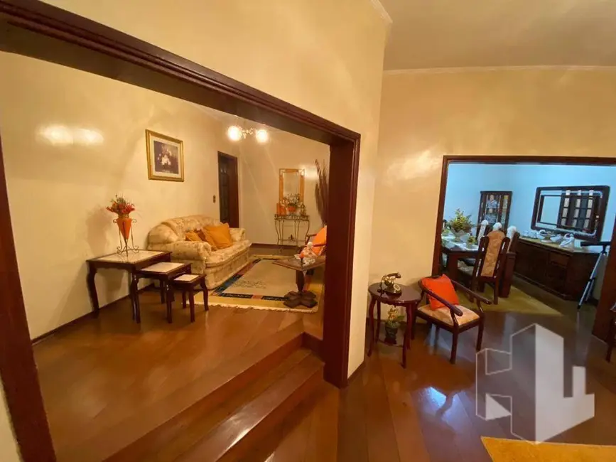 Foto 4 de Casa com 6 quartos à venda, 800m2 em Jardim Continental, Jau - SP