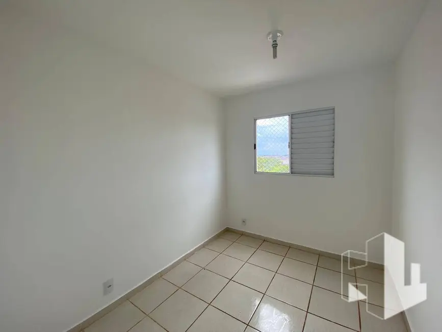 Foto 5 de Apartamento com 2 quartos para alugar, 50m2 em Distrito Industrial, Jau - SP