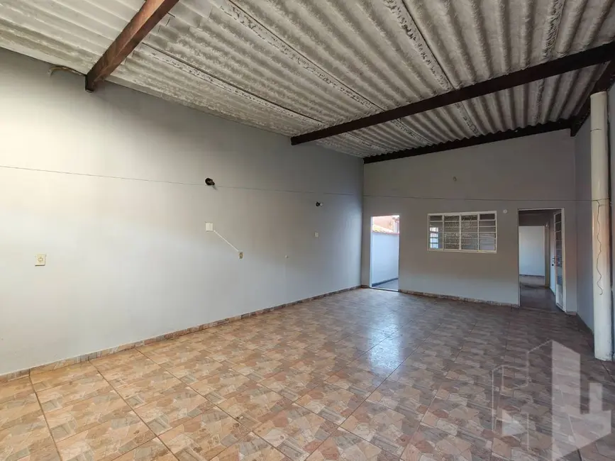 Foto 2 de Casa com 2 quartos à venda, 155m2 em Jardim São José, Jau - SP