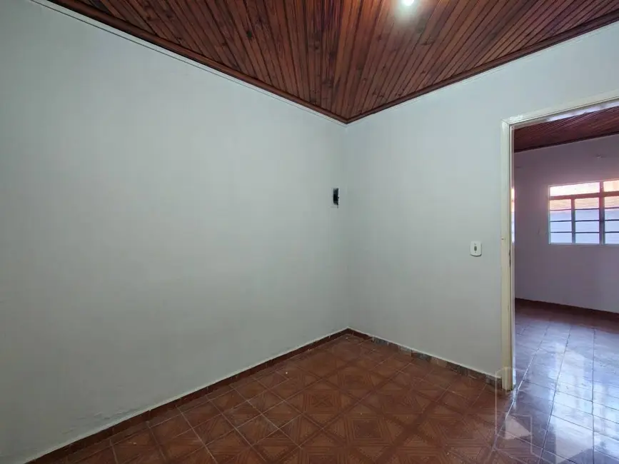 Foto 8 de Casa com 2 quartos à venda, 155m2 em Jardim São José, Jau - SP