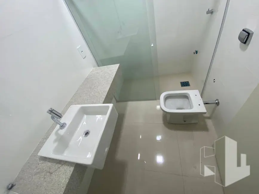 Foto 9 de Casa com 2 quartos à venda e para alugar, 250m2 em Jardim São Crispim, Jau - SP