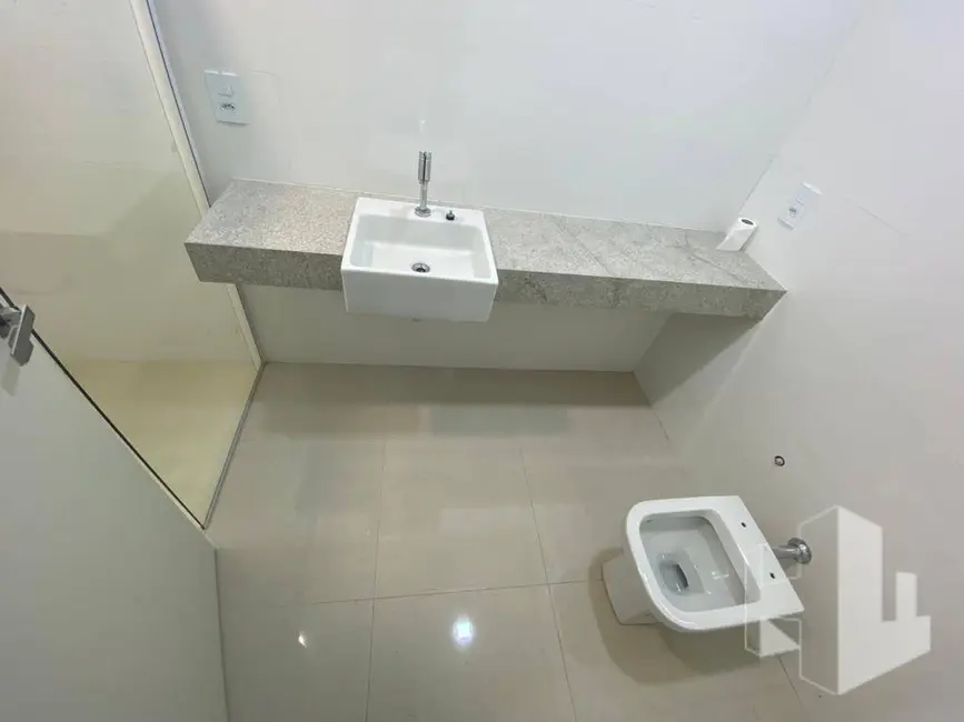 Foto 8 de Casa com 2 quartos à venda e para alugar, 250m2 em Jardim São Crispim, Jau - SP