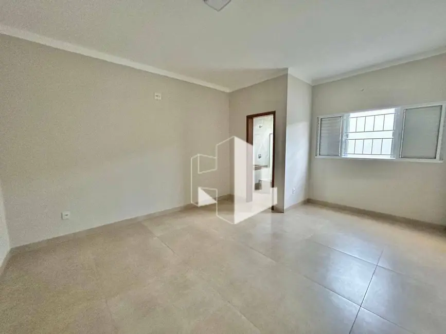 Foto 7 de Casa com 3 quartos para alugar, 175m2 em Jardim Dona Emília, Jau - SP