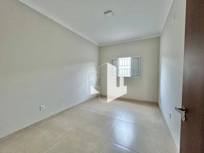 Foto 6 de Casa com 3 quartos para alugar, 175m2 em Jardim Dona Emília, Jau - SP