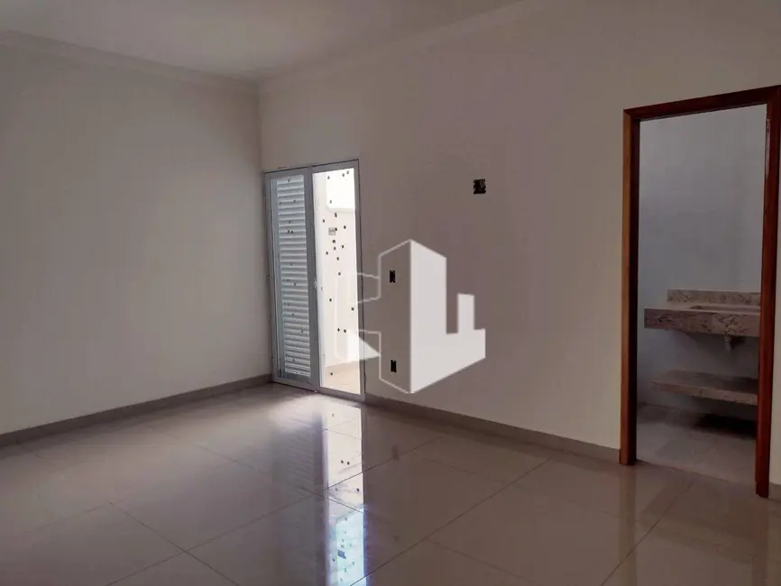 Foto 8 de Casa com 3 quartos à venda, 200m2 em Jau - SP