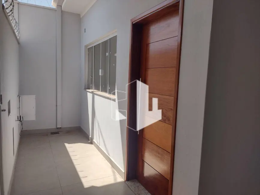 Foto 1 de Casa com 3 quartos à venda, 200m2 em Jau - SP