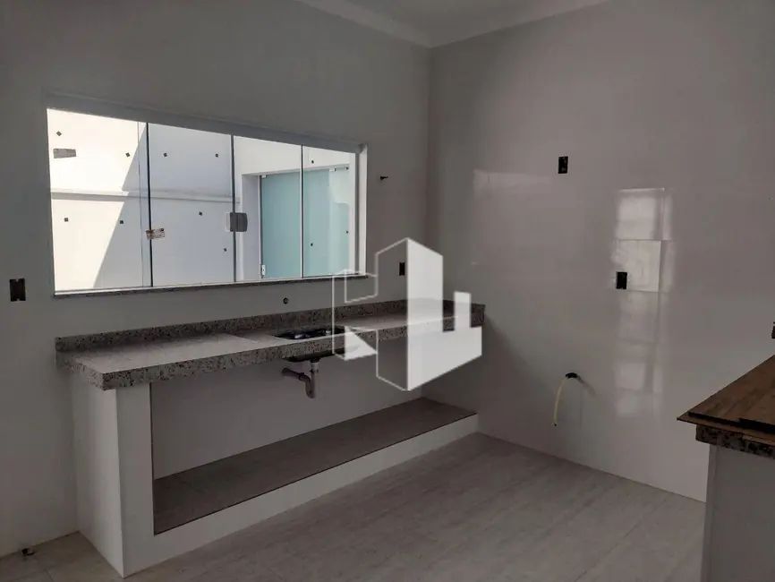 Foto 4 de Casa com 3 quartos à venda, 200m2 em Jau - SP