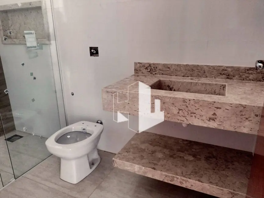 Foto 5 de Casa com 3 quartos à venda, 200m2 em Jau - SP