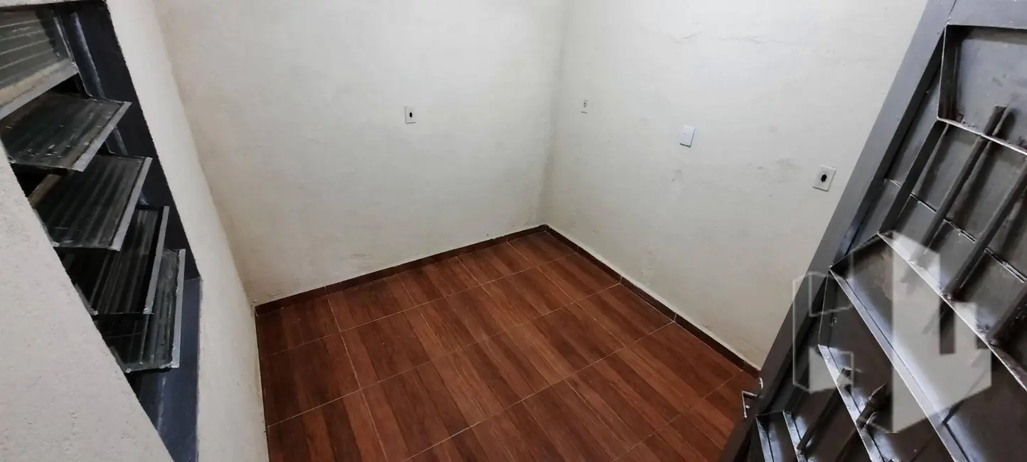 Foto 3 de Casa com 2 quartos para alugar, 150m2 em Jardim Padre Augusto Sani, Jau - SP