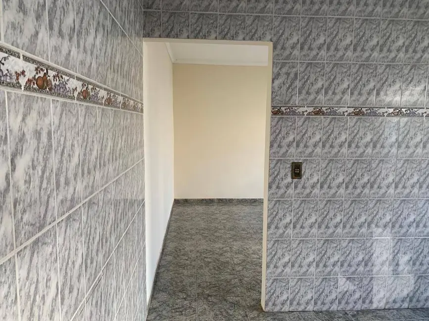 Foto 5 de Casa com 1 quarto para alugar, 150m2 em Jardim Pedro Ometto, Jau - SP