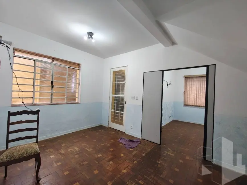 Casa com 3 quartos para alugar, 380m2 em Centro, Jau - SP - imagem 8 Foto 8 de Casa com 3 quartos para alugar, 380m2 em Centro, Jau - SP
