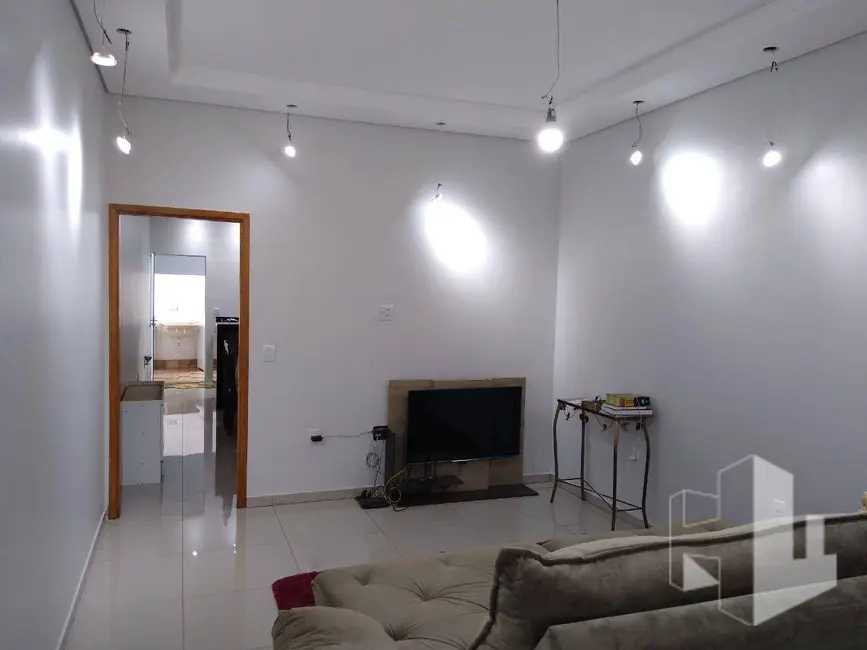 Foto 3 de Chácara com 3 quartos à venda, 296m2 em Jardim Padre Augusto Sani, Jau - SP