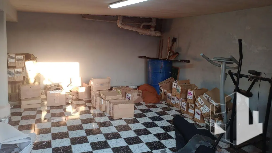 Foto 9 de Casa com 2 quartos à venda, 250m2 em Jardim Parati, Jau - SP