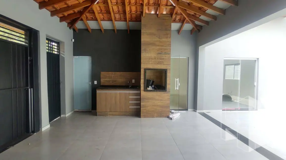 Foto 2 de Casa com 2 quartos à venda, 137m2 em Jardim Santa Rosa, Jau - SP