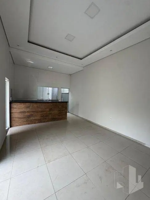 Foto 1 de Casa com 2 quartos à venda, 137m2 em Jardim Santa Rosa, Jau - SP