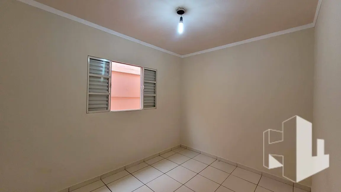 Casa com 3 quartos para alugar, 125m2 em Jardim Vila Maria, Jau - SP - imagem 5 Foto 5 de Casa com 3 quartos para alugar, 125m2 em Jardim Vila Maria, Jau - SP