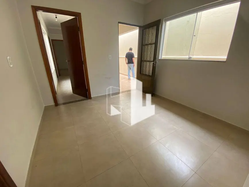 Foto 3 de Casa com 3 quartos à venda, 250m2 em Jardim Sempre Verde, Jau - SP