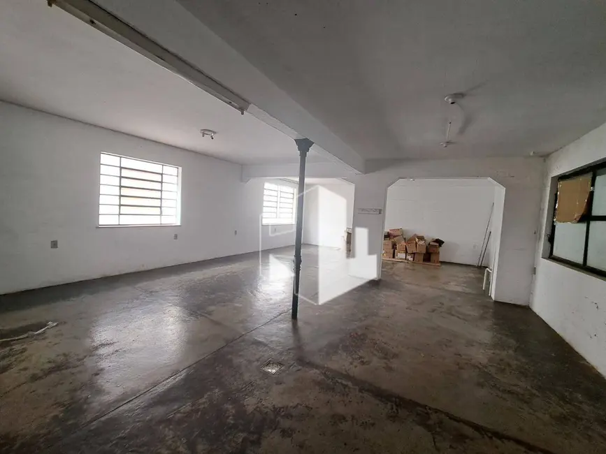 Foto 3 de Sala Comercial à venda, 300m2 em Centro, Jau - SP