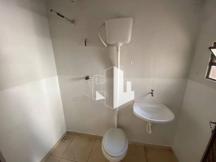 Foto 3 de Casa com 1 quarto para alugar, 60m2 em Vila Nova, Jau - SP