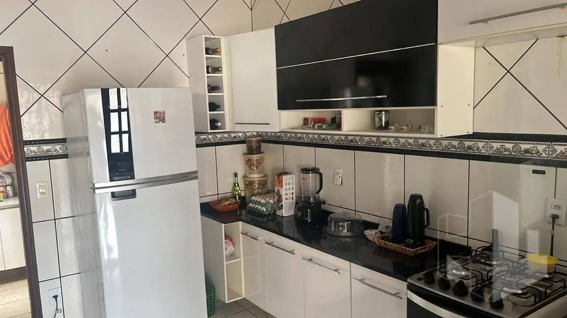Foto 3 de Casa com 2 quartos à venda, 250m2 em Jardim Parati, Jau - SP