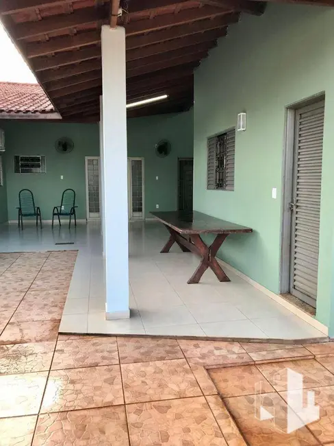 Foto 6 de Casa com 2 quartos à venda, 300m2 em Jardim Parati, Jau - SP