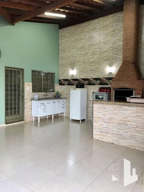 Foto 9 de Casa com 2 quartos à venda, 300m2 em Jardim Parati, Jau - SP