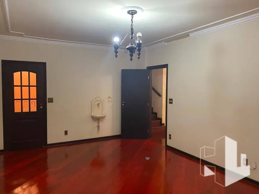 Foto 2 de Casa com 4 quartos à venda, 250m2 em Chácara Braz Miraglia, Jau - SP