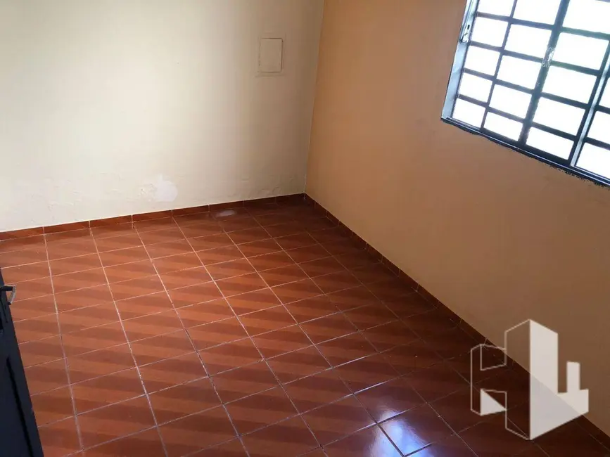 Foto 1 de Casa com 1 quarto para alugar, 150m2 em Centro, Jau - SP