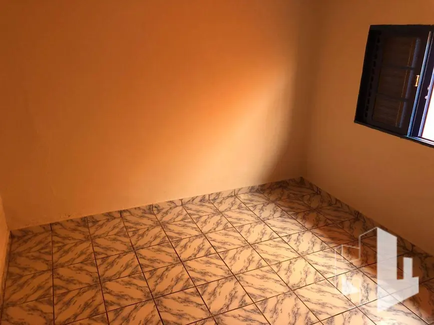 Foto 9 de Casa com 2 quartos para alugar, 180m2 em Vila Industrial, Jau - SP