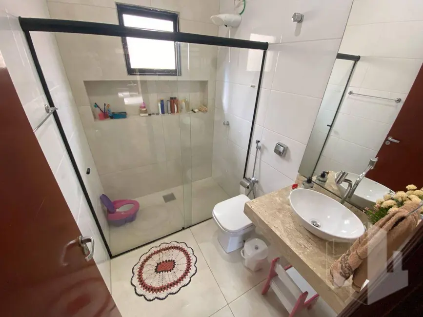 Foto 8 de Casa com 3 quartos à venda, 300m2 em Jardim Parati, Jau - SP