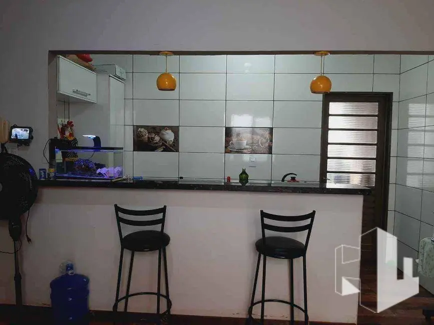 Foto 1 de Casa com 3 quartos à venda, 200m2 em Jardim Olímpia, Jau - SP